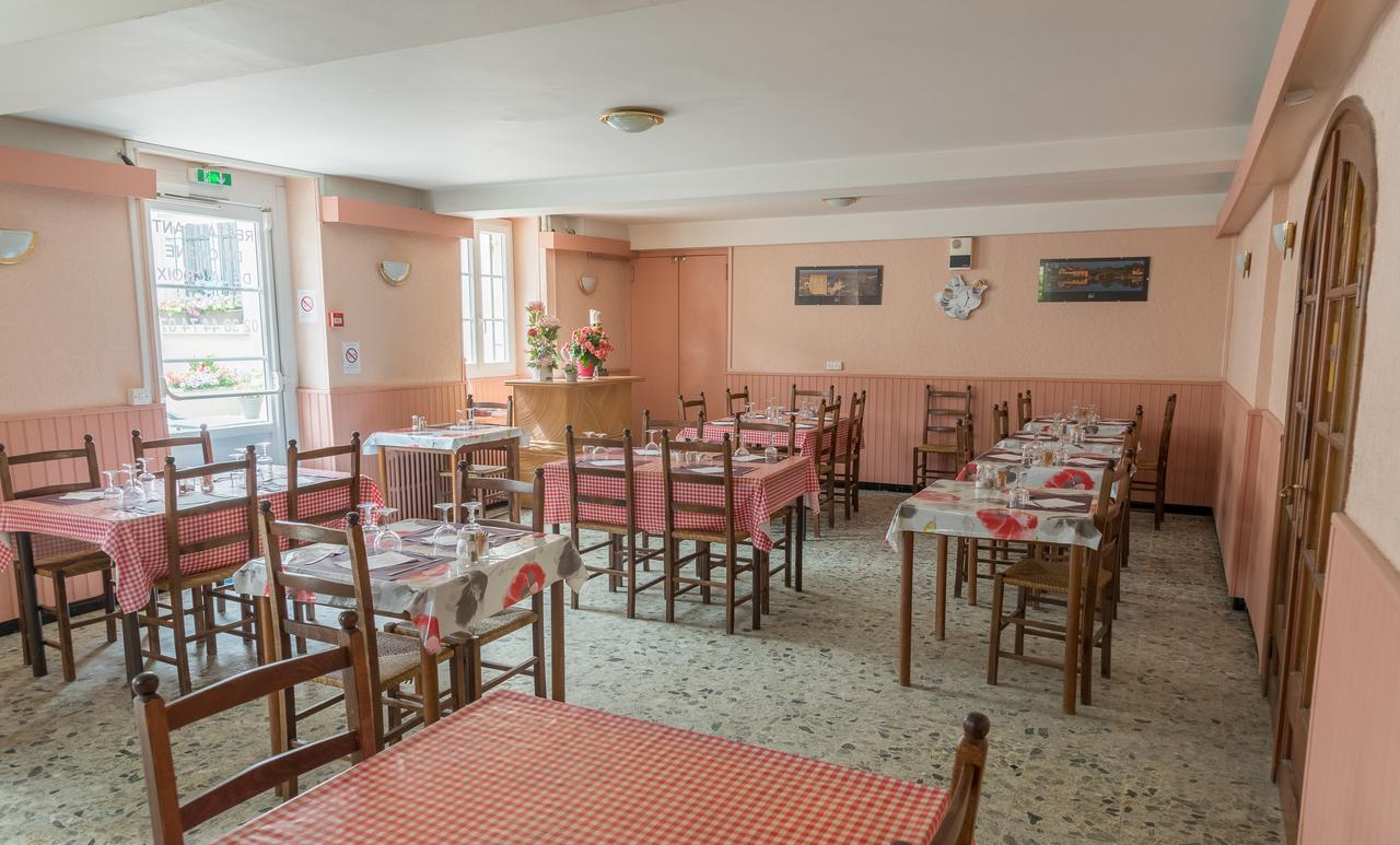 Auberge Le Cygne De La Croix Blanche Lailly-en-Val Extérieur photo